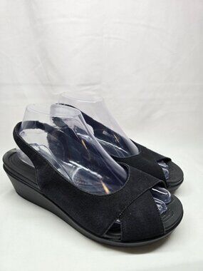 Crocs Leigh Ann Canvas Sandals Women's 8 Black Slingback Peep Toe Wedge